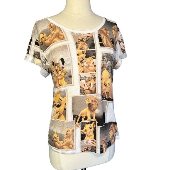 Disney -  The Lion King All Over Print T Shirt.  Size Medium - Picture 2 of 5